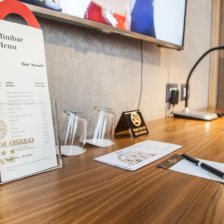 Colosseo Τίρανα