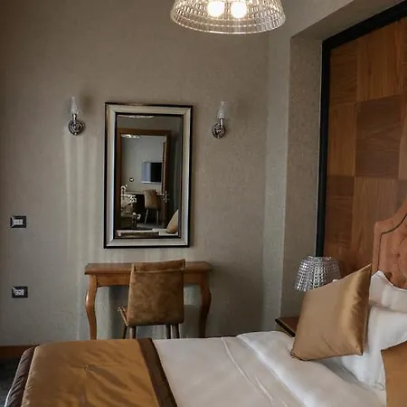 Colosseo Ξενοδοχείο Τίρανα