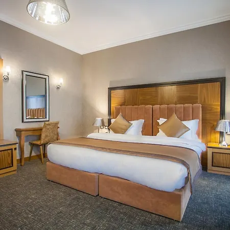 كولوسيو فندق 4*