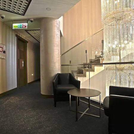 Colosseo Hotel 4*