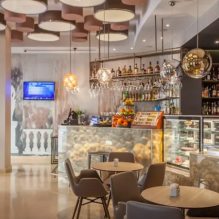 Colosseo Hotel Tirana