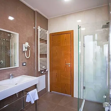 Colosseo 4* Tiran