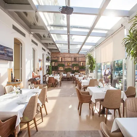 Otel Colosseo