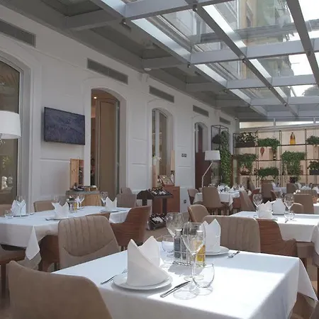Colosseo Hotel